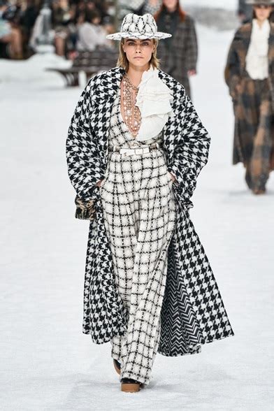 chanel show winter 2019 20|Chanel fall dresses.